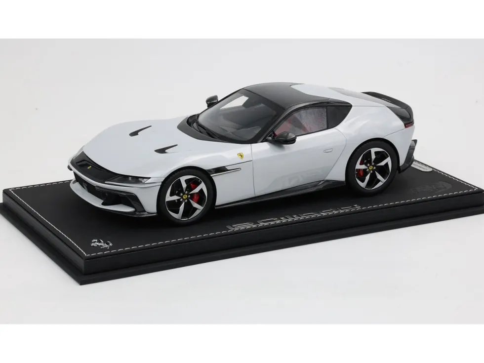 Ferrari 12Cilindri Bianco Artico (Artic White) with Black Top with DISPLAY CASE Limited Edition to 48 pieces Worldwide 1/18 Model Car by BBR