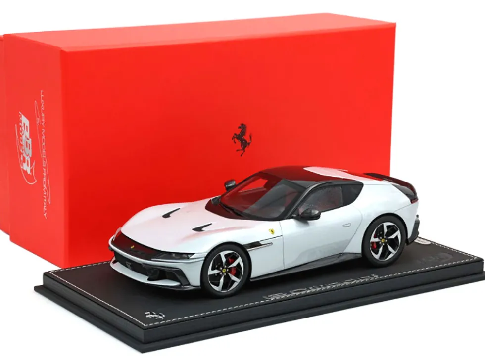 Ferrari 12Cilindri Bianco Artico (Artic White) with Black Top with DISPLAY CASE Limited Edition to 48 pieces Worldwide 1/18 Model Car by BBR