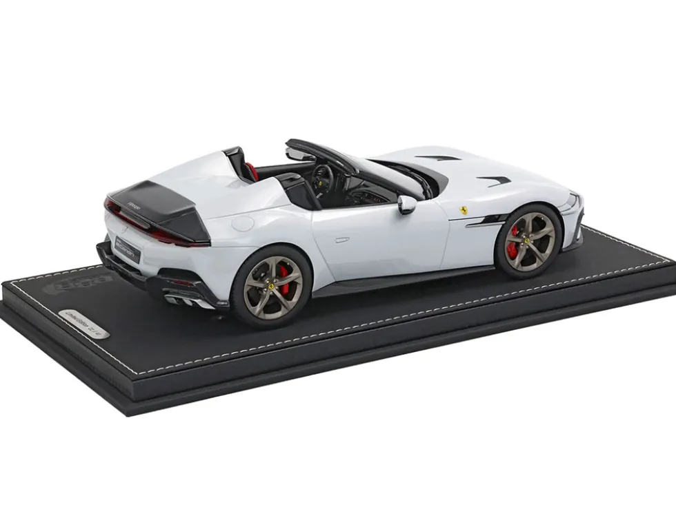 Ferrari 12Cilindri Spider Bianco Artico (Artic White) Limited Edition to 40 pieces Worldwide 1/18 Model Car by BBR