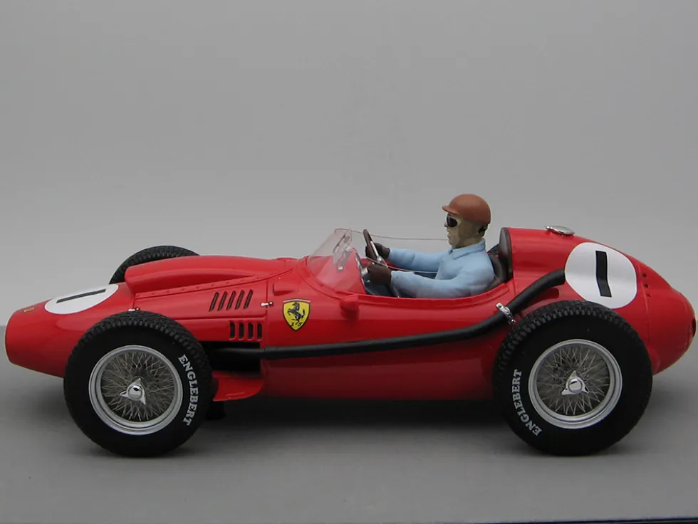Ferrari Dino 246 #1 Peter Collins Winner Formula One F1 England GP 1958 with Driver Figure Mythos Series Limited Edition to 75 pieces Worldwide 1/18 Model Car Tecnomodel TMD18-116B