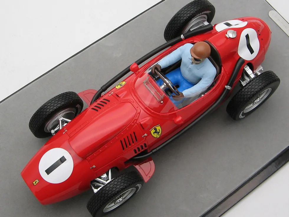 Ferrari Dino 246 #1 Peter Collins Winner Formula One F1 England GP 1958 with Driver Figure Mythos Series Limited Edition to 75 pieces Worldwide 1/18 Model Car Tecnomodel TMD18-116B