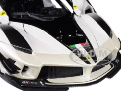 Ferrari FXX-K Evo #70 White 1/18 Diecast Model Car Bburago 16012