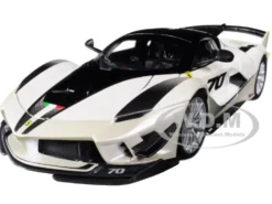 Ferrari FXX-K Evo #70 White 1/18 Diecast Model Car Bburago 16012