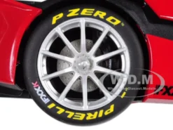 Ferrari FXX-K #88 Red Signature Series 1/18 Diecast Model Car Bburago 16907