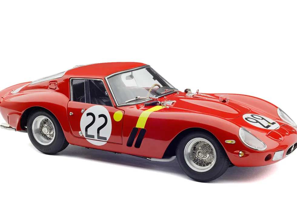 Ferrari 250 GTO #22 Elde Beurlys 3rd Place 24 Hours of Le Mans 1962 Limited Edition to 2200 pieces Worldwide 1/18 Diecast Model Car CMC M-253