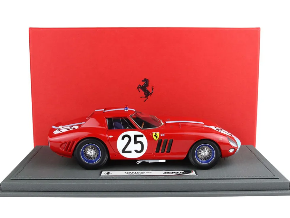 Ferrari 250 GTO #25 Innes Ireland - Tony Maggs "24 Hours of Le Mans" (1964) with DISPLAY CASE Limited Edition to 200 pieces Worldwide 1/18 Model Car by BBR
