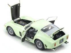 Ferrari 250 GTO #15 Innes Ireland Winner "Goodwood Tourist Trophy" (1962) 1/18 Diecast Model Car by Kyosho