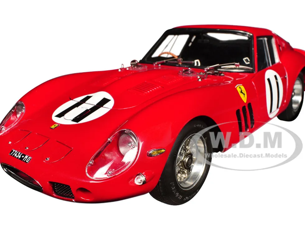 Ferrari 250 GTO #11 John Surtees Mike Parkes Maranello Concessionaires 2nd Place Paris 1000 Kilometres 1962 Limited Edition to 2000 pieces Worldwide 1/18 Diecast Model Car CMC M-249