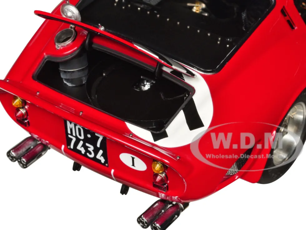 Ferrari 250 GTO #11 John Surtees Mike Parkes Maranello Concessionaires 2nd Place Paris 1000 Kilometres 1962 Limited Edition to 2000 pieces Worldwide 1/18 Diecast Model Car CMC M-249