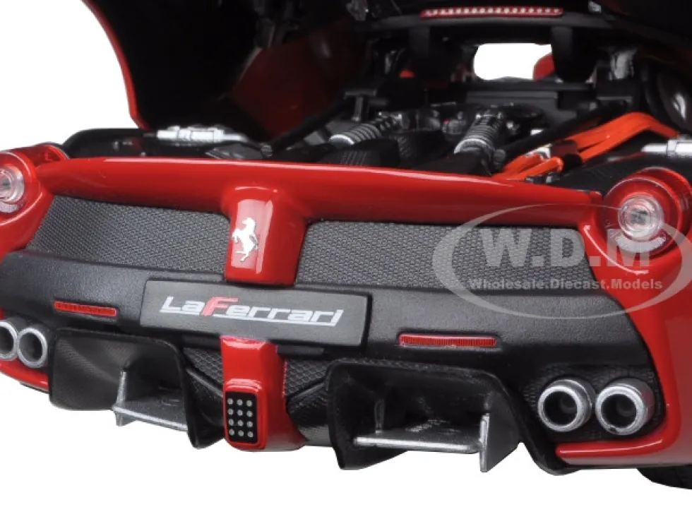 Ferrari LaFerrari F70 Red Signature Series 1/18 Diecast Model Car Bburago 16901