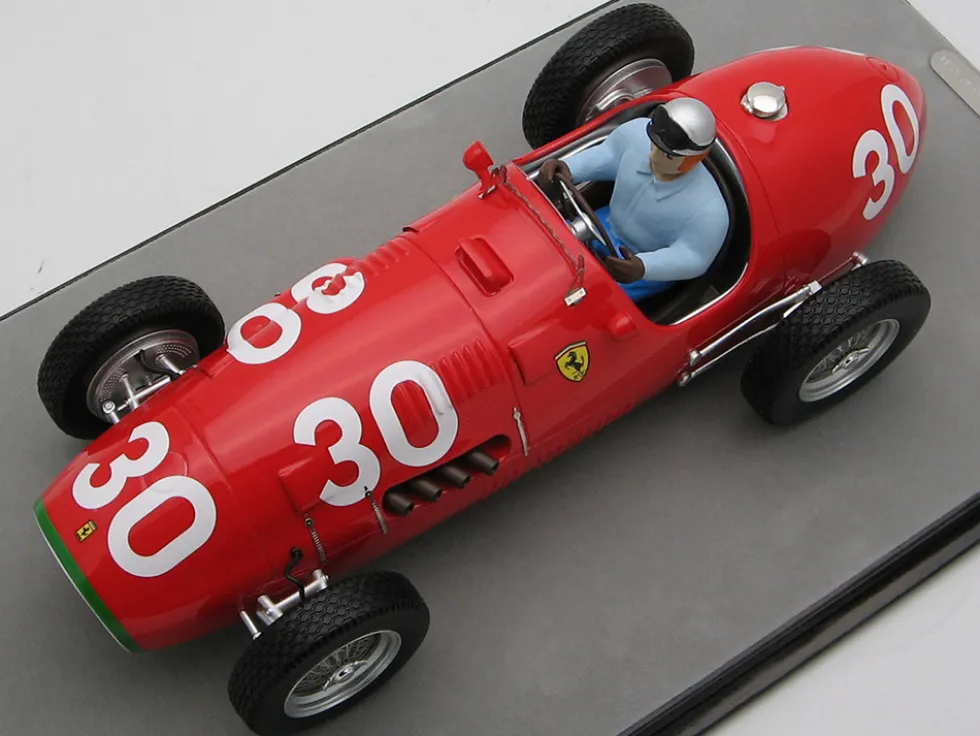 Ferrari 500 #30 Piero Taruffi Winner Formula Two F2 Swiss GP 1952 with Driver Figure Mythos Series Limited Edition to 55 pieces Worldwide 1/18 Model Car Tecnomodel TMD18-66C