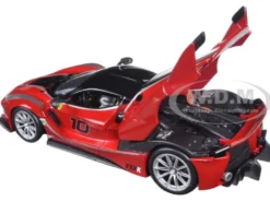 Ferrari Racing FXX-K #10 Red 1/24 Diecast Model Car Bburago 26301