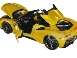 Ferrari SF90 Spider Gold Metallic Race + Play Series 1/18 Diecast Model Car Bburago 16016gld