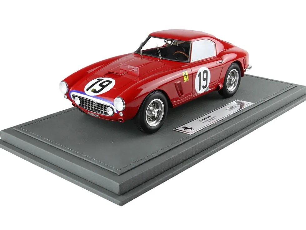 Ferrari 250 SWB #19 Ed Hugus - Augie Pabst "North American Racing Team" "24 Hours of Le Mans" (1960) with DISPLAY CASE Limited Edition to 200 pieces Worldwide 1/18 Model Car by BBR
