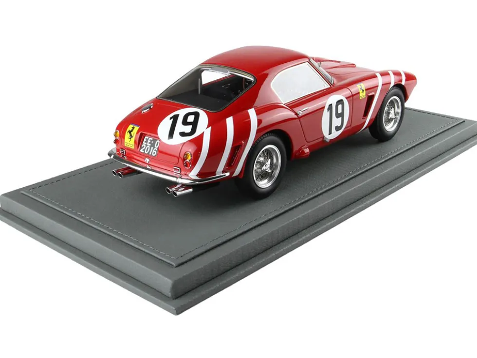 Ferrari 250 SWB #19 Ed Hugus - Augie Pabst "North American Racing Team" "24 Hours of Le Mans" (1960) with DISPLAY CASE Limited Edition to 200 pieces Worldwide 1/18 Model Car by BBR