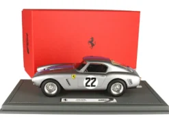 Ferrari 250 SWB #22 Elde Pierre Noblet 24 Hours of Le Mans 1960 with DISPLAY CASE Limited Edition to 96 pieces Worldwide 1/18 Model Car BBR BBR1861G