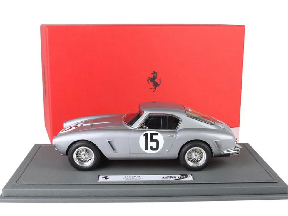 Ferrari 250 SWB #15 Graham Whitehead - Henry Taylor "24 Hours of Le Mans" (1960) with DISPLAY CASE Limited Edition to 99 pieces Worldwide 1/18 Model Car by BBR