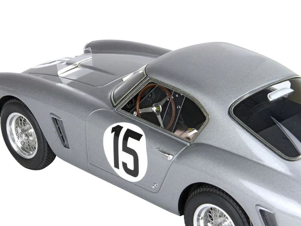 Ferrari 250 SWB #15 Graham Whitehead - Henry Taylor "24 Hours of Le Mans" (1960) with DISPLAY CASE Limited Edition to 99 pieces Worldwide 1/18 Model Car by BBR