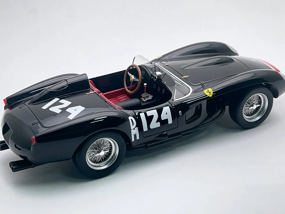 Ferrari 250 TR Pontoon-Fender #124 Alan Connel "SCCA National Virginia" (1959) "Mythos Series" with Display Case Limited Edition to 35 pieces Worldwide 1/18 Model Car by Tecnomodel
