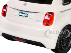 2023 Fiat 500e White 1/24 Diecast Model Car by Bburago