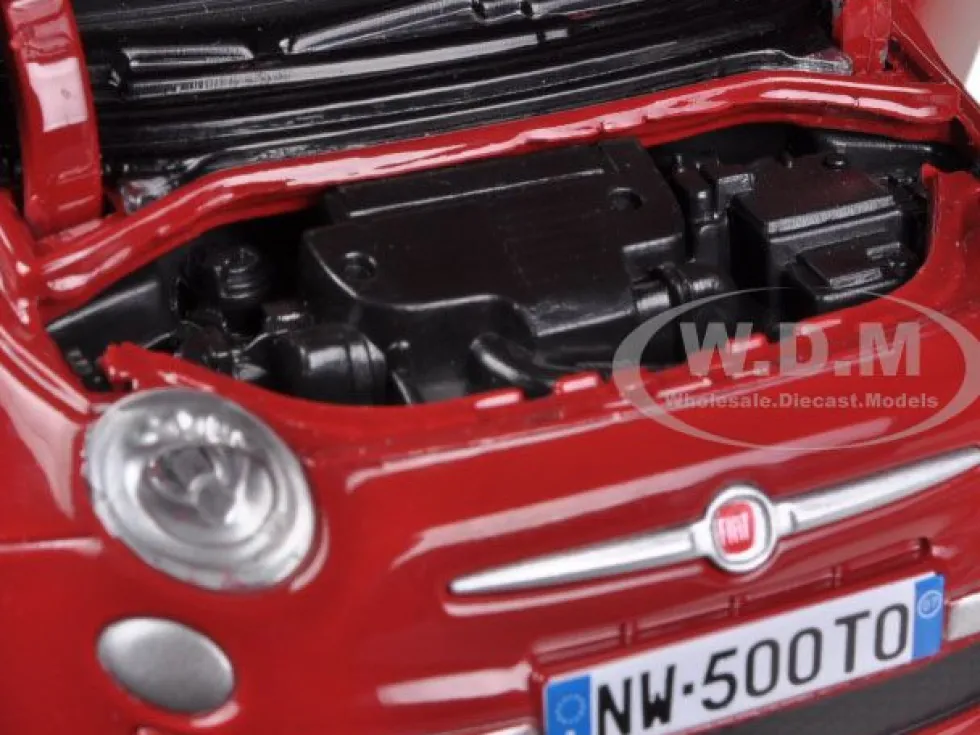 Fiat 500 Nuova Cabrio Red 1/24 Diecast Model Car Motormax 73374
