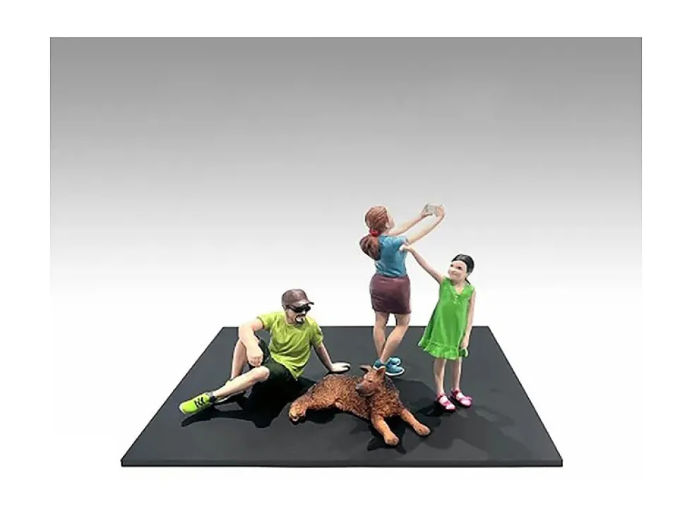 Figure24 Series 1 9 piece Figure Set for 1/24 Scale Models American Diorama 24701-24702-24703-24704-24705-24706-24707