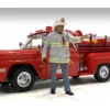 Firefighters Fire Captain Figure 1/18 Scale Models American Diorama 76318