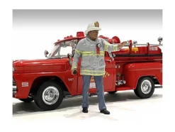 Firefighters Fire Captain Figure 1/18 Scale Models American Diorama 76318