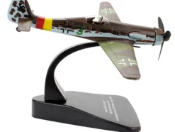 Focke Wulf Ta 152 H 1 Fighter Plane Pilot Oberfelwebel Josef Keil Geschwaderstab JG 301 Alteno April 1945 Oxford Aviation Series 1/72 Diecast Model Airplane Oxford Diecast AC028