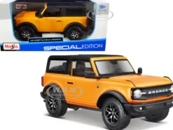 2021 Ford Bronco Badlands Orange Metallic Black Top Special Edition 1/24 Diecast Model Car Maisto 31530