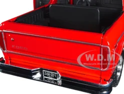 1978 Ford Bronco Custom Red White Timeless Legends Series 1/24 Diecast Model Car Motormax 79373