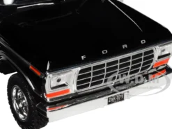 1978 Ford Bronco Police Car Unmarked Black and White Law Enforcement and Public Service Series 1/24 Diecast Model Car Motormax 76983bw
