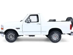 1993 Ford Bronco XLT Oxford White "Artisan Collection" 1/18 Diecast Model Car by Greenlight