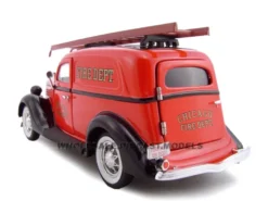1935 Ford Chicago Fire Department 1/24 Diecast Car Model Unique Replicas 18517