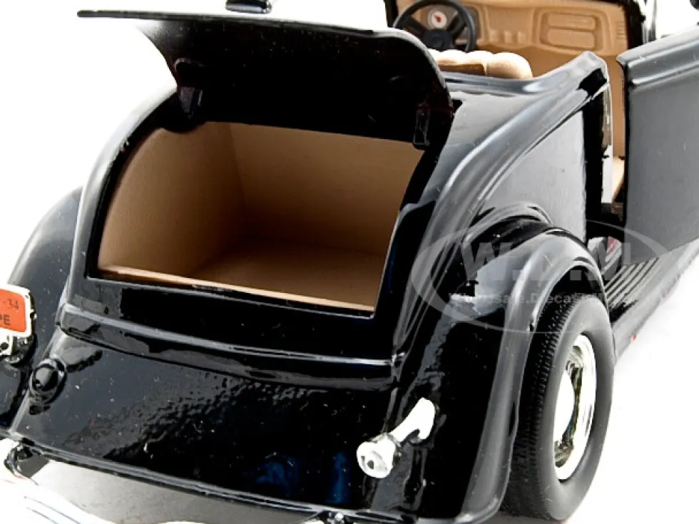 1934 Ford Coupe Convertible Black 1/24 Diecast Model Car Motormax 73218