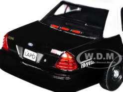 2010 Ford Crown Victoria LAPD Los Angeles Police Department Car 1/24 Diecast Car Model Motormax 76946