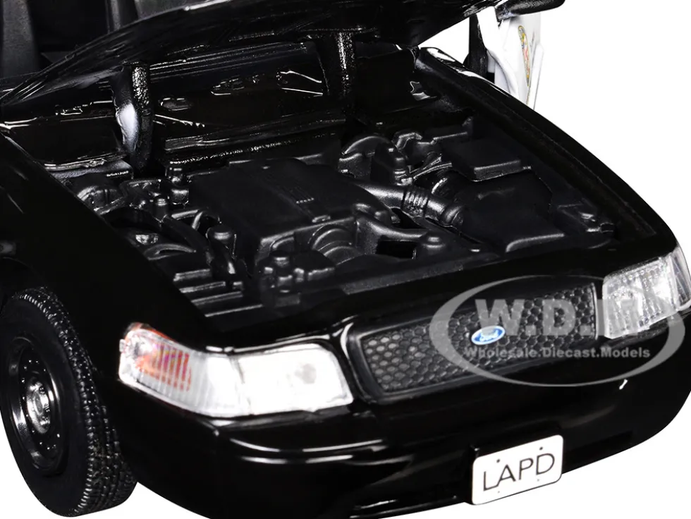 2010 Ford Crown Victoria LAPD Los Angeles Police Department Car 1/24 Diecast Car Model Motormax 76946