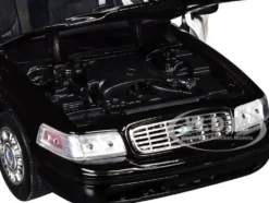 2001 Ford Crown Victoria Los Angeles Police Department LAPD Car 1/18 Diecast Car Model Motormax 73539