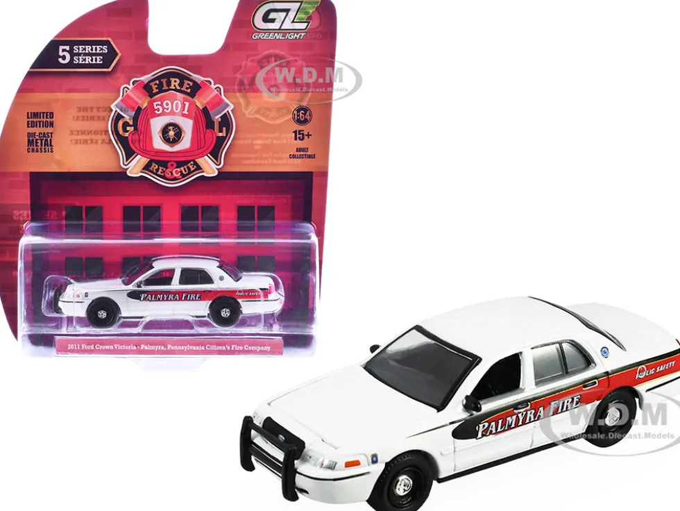 2011 Ford Crown Victoria "Palmyra, Pennsylvania Citizen's Fire Company" White with Graphics "Fire & Rescue" Series #5 1/64 Diecast Model Car by Greenlight