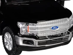 2019 Ford F-150 Lariat Crew Cab Pickup Truck Black 1/27 Diecast Model Car by Motormax