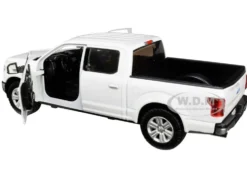 2019 Ford F-150 Lariat Crew Cab Pickup Truck White 1/24 1/27 Diecast Model Car Motormax 79363
