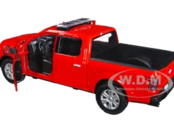 2019 Ford F-150 Lariat Crew Cab Pickup Truck Unmarked Fire Department Red Law Enforcement and Public Service Series 1/24 Diecast Model Car Motormax 76981r