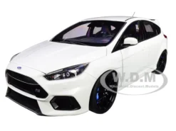 2016 Ford Focus RS Frozen White 1/18 Model Car Autoart 72951