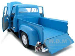 1953 Ford F-100 Pickup Light Blue 1/18 Diecast Car Road Signature 92148