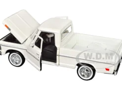 1969 Ford F-100 Pickup Truck Cream 