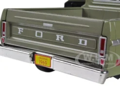 1969 Ford F-100 Pickup Truck Green 1/24 Diecast Car Model Motormax 79315