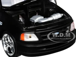 2001 Ford F-150 XLT Flareside Supercab Pickup Truck Matt Black with White Interior 