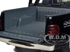 2001 Ford F-150 XLT Flareside Supercab Pickup Truck Black 1/24 Diecast Car Model Motormax 73284