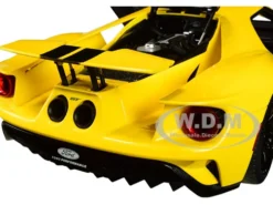 2017 Ford GT Triple Yellow Black Stripes 1/18 Model Car Autoart 72944