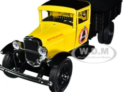 1931 Ford Model AA Pickup Truck Yellow and Black Drink it Ice Cold for Sparkling Refreshment Coca Cola 1/24 Diecast Model Car Motor City Classics 424023